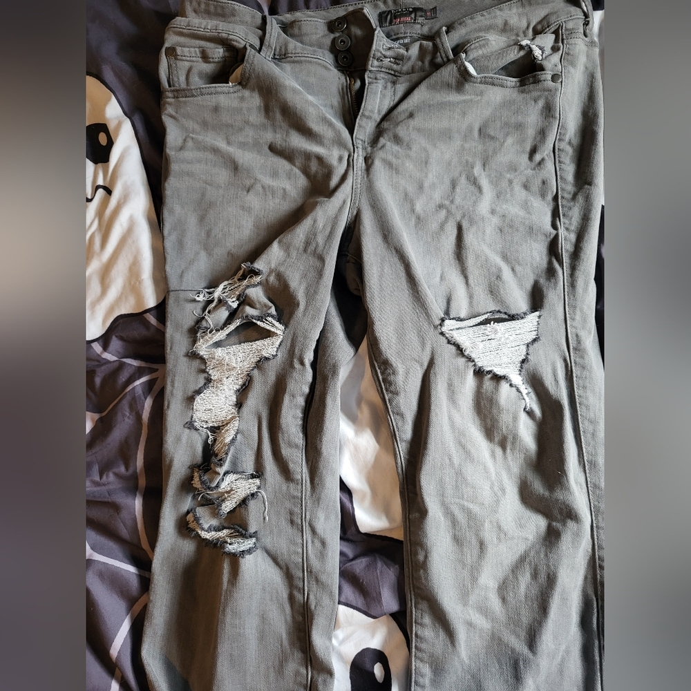 Torrid crop jegging size 16 short